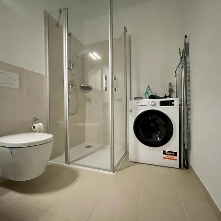 Stevie Nicks I Workplace I 24in Screen I Kitchen I Ps4 *