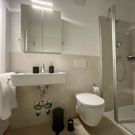 公寓 Stevie Nicks I Workplace I 24in Screen I Kitchen I Ps4 *