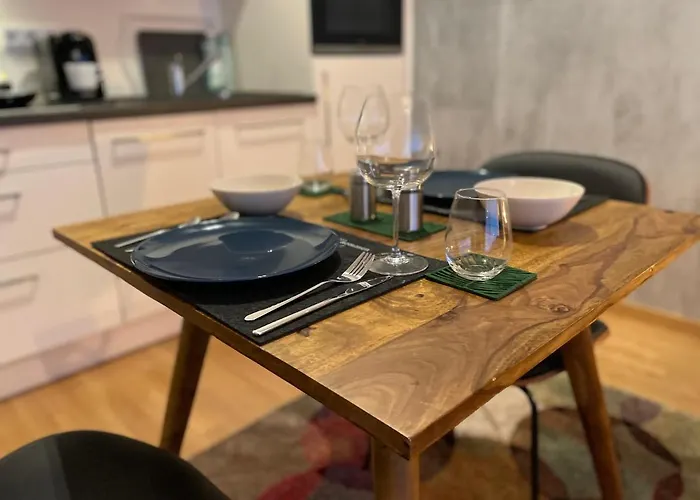 公寓 Stevie Nicks I Workplace I 24in Screen I Kitchen I Ps4 奥芬巴赫