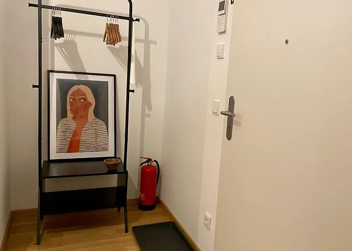 公寓 Stevie Nicks I Workplace I 24in Screen I Kitchen I Ps4